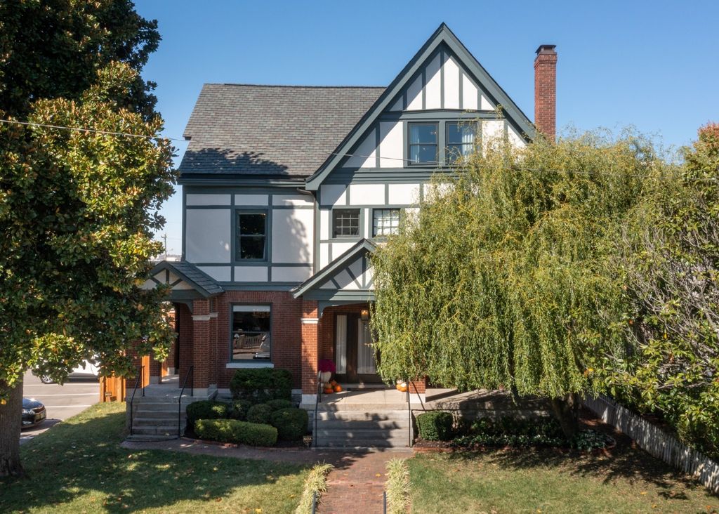 903A Russell St, Nashville, TN 37206