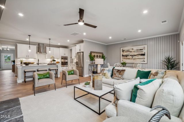 88 King Tucks Way, Four Oaks, NC 27524