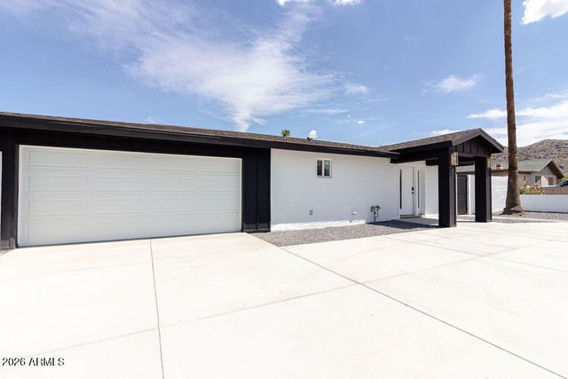 8435 S 16TH Place, Phoenix, AZ 85042