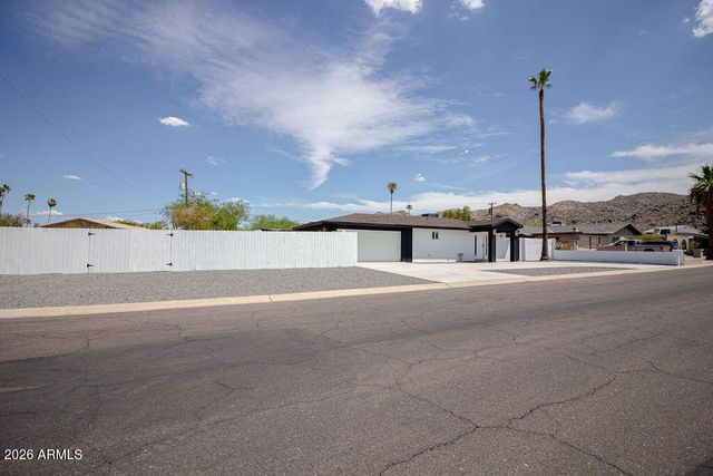 8435 S 16TH Place, Phoenix, AZ 85042