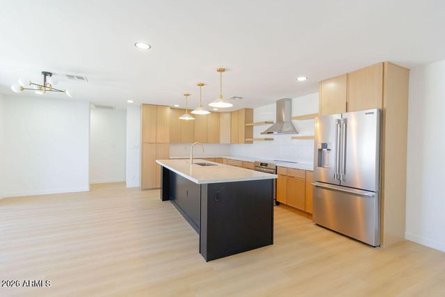 8435 S 16TH Place, Phoenix, AZ 85042