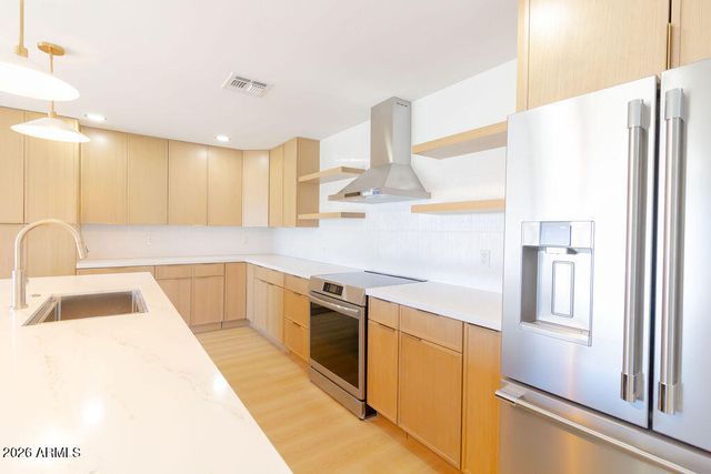8435 S 16TH Place, Phoenix, AZ 85042
