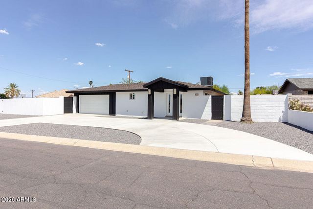 8435 S 16TH Place, Phoenix, AZ 85042