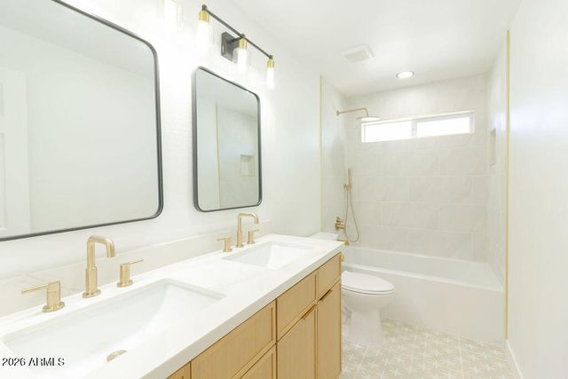 8435 S 16TH Place, Phoenix, AZ 85042