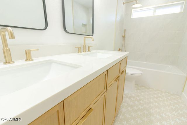 8435 S 16TH Place, Phoenix, AZ 85042