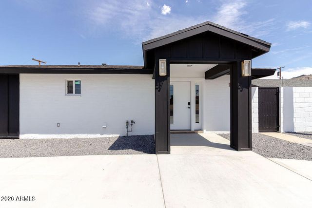 8435 S 16TH Place, Phoenix, AZ 85042