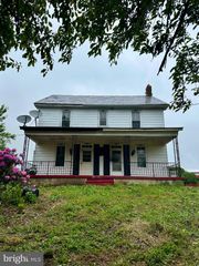 4389 HESS ROAD, Stewartstown, PA 17363