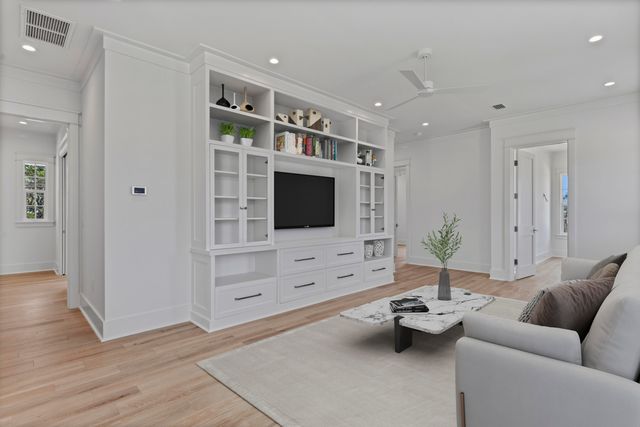 130 E Elliot Way, Watersound, FL 32461
