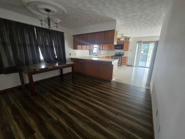 8650 Old Highway 13, Murphysboro, IL 62966