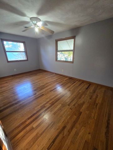 8650 Old Highway 13, Murphysboro, IL 62966