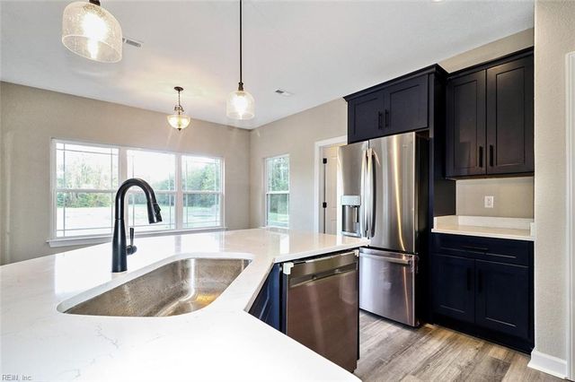 2430 Ballahack RD, Chesapeake, VA 23322