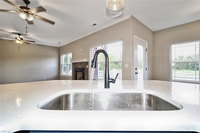 2430 Ballahack RD, Chesapeake, VA 23322