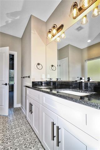 2430 Ballahack RD, Chesapeake, VA 23322