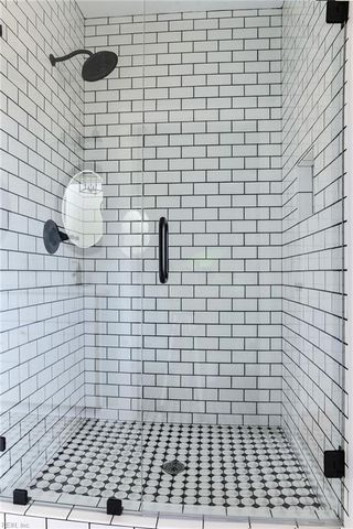 2430 Ballahack RD, Chesapeake, VA 23322