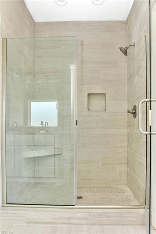 2430 Ballahack RD, Chesapeake, VA 23322