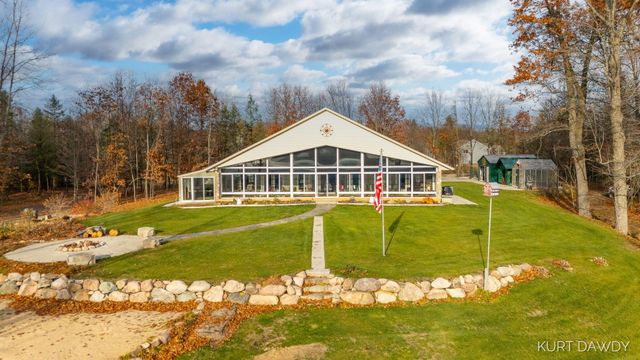 3752 Schermerhorn Lake Drive, Allegan, MI 49010