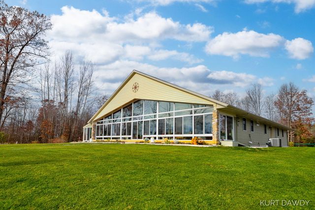 3752 Schermerhorn Lake Drive, Allegan, MI 49010