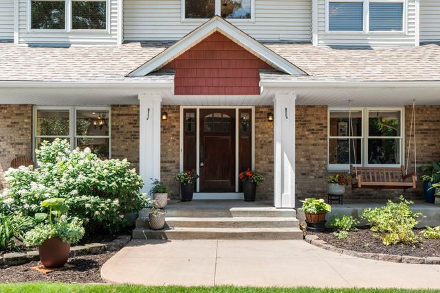5845 Bayberry Drive, White Bear Lake, MN 55110