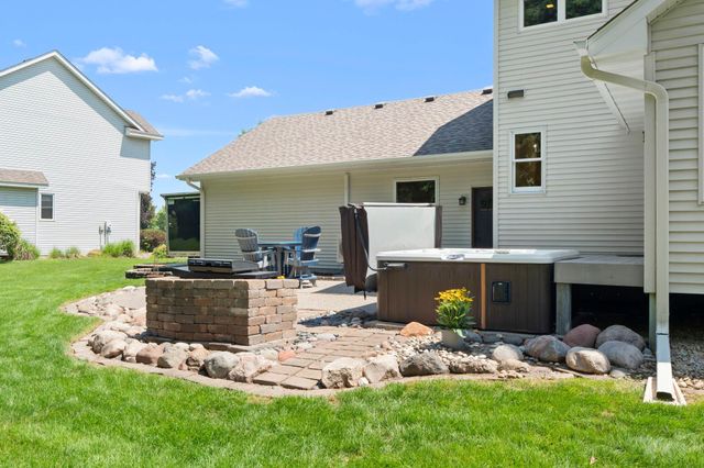 5845 Bayberry Drive, White Bear Lake, MN 55110