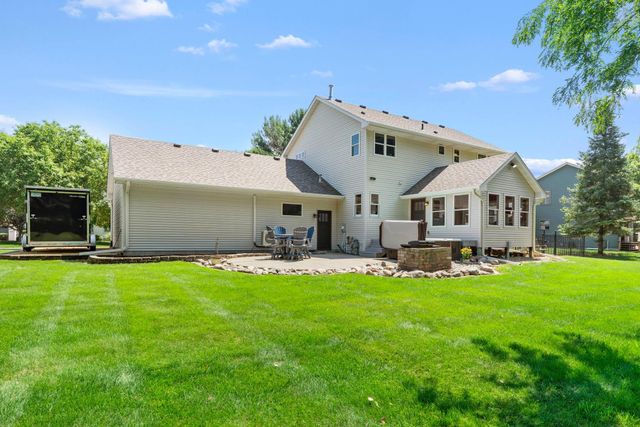 5845 Bayberry Drive, White Bear Lake, MN 55110
