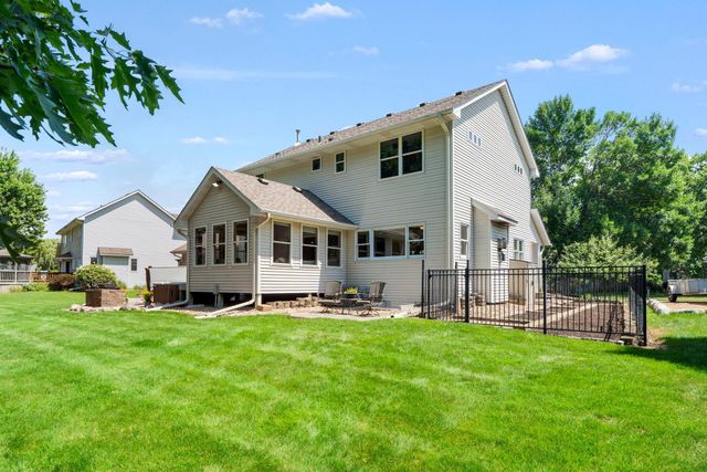 5845 Bayberry Drive, White Bear Lake, MN 55110