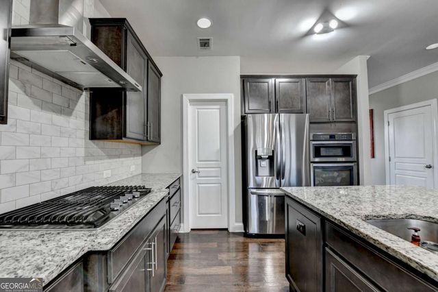 4111 Woodward Walk Lane, Suwanee, GA 30024