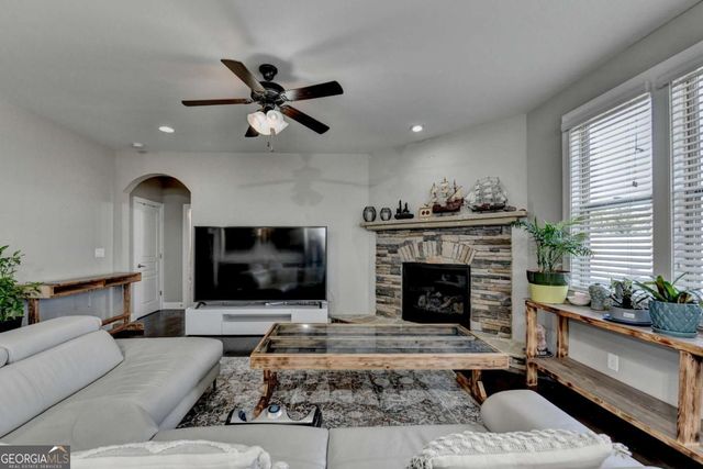 4111 Woodward Walk Lane, Suwanee, GA 30024