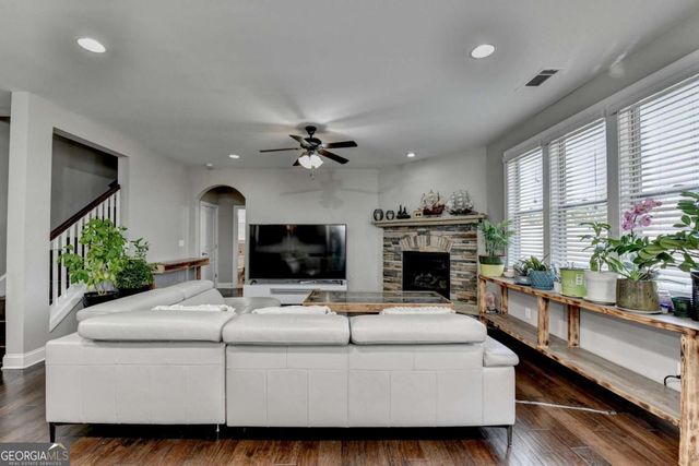 4111 Woodward Walk Lane, Suwanee, GA 30024