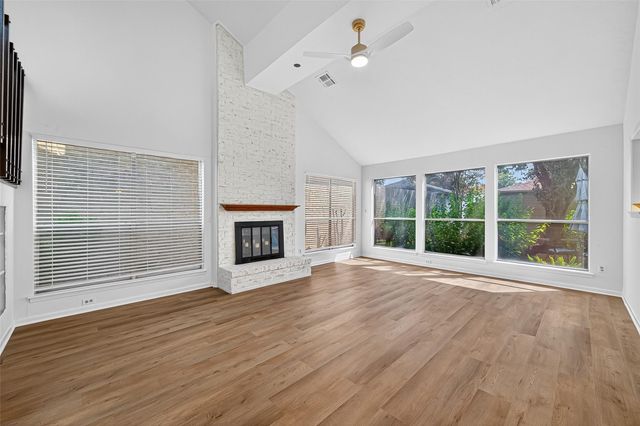 1917 Trixie Lane, Houston, TX 77042