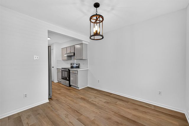 1917 Trixie Lane, Houston, TX 77042