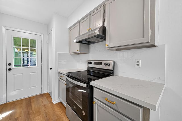 1917 Trixie Lane, Houston, TX 77042