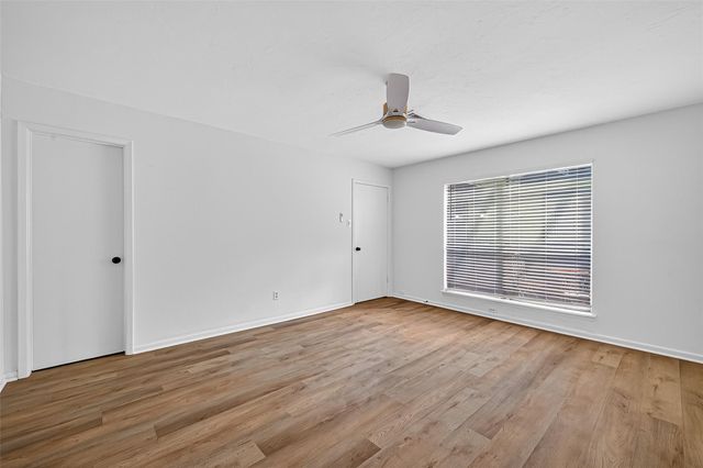 1917 Trixie Lane, Houston, TX 77042