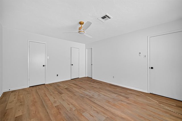 1917 Trixie Lane, Houston, TX 77042