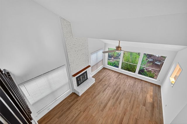 1917 Trixie Lane, Houston, TX 77042