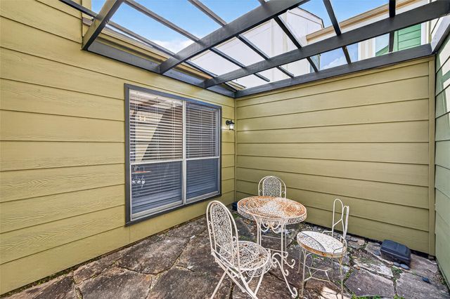 1917 Trixie Lane, Houston, TX 77042