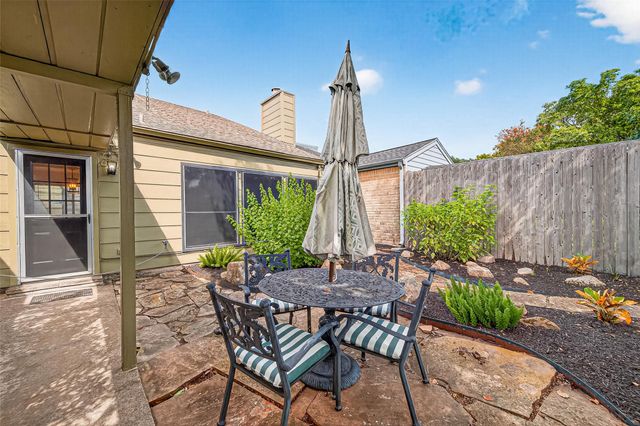 1917 Trixie Lane, Houston, TX 77042