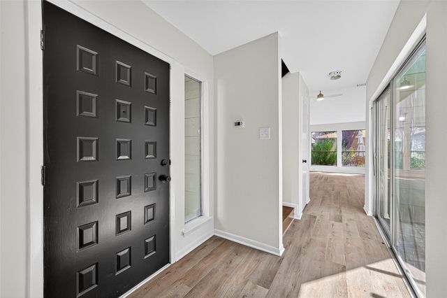 1917 Trixie Lane, Houston, TX 77042