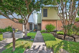 1917 Trixie Lane, Houston, TX 77042