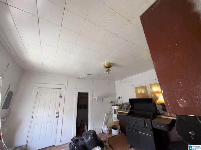 2420 6TH AVENUE N, Bessemer, AL 35020