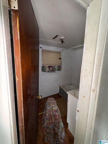 2420 6TH AVENUE N, Bessemer, AL 35020