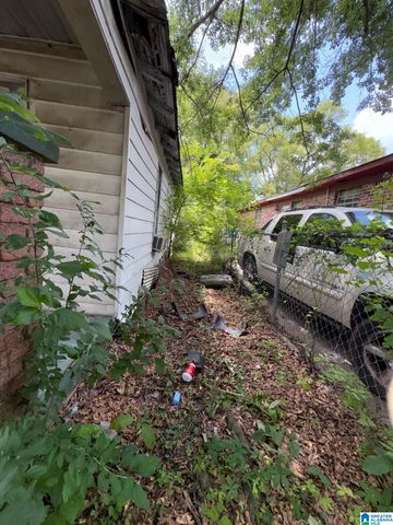 2420 6TH AVENUE N, Bessemer, AL 35020
