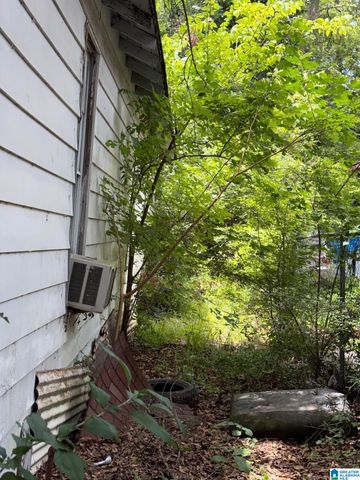 2420 6TH AVENUE N, Bessemer, AL 35020