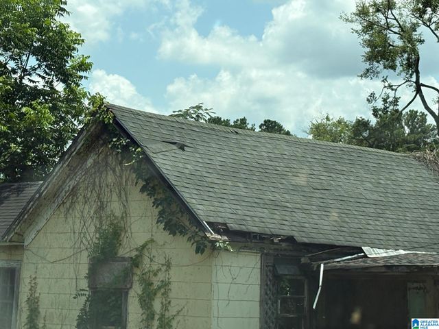 2420 6TH AVENUE N, Bessemer, AL 35020