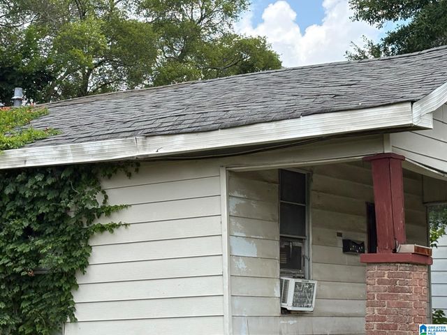 2420 6TH AVENUE N, Bessemer, AL 35020