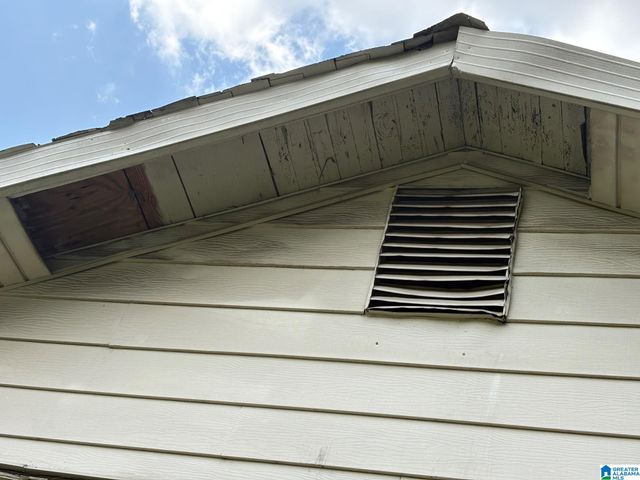 2420 6TH AVENUE N, Bessemer, AL 35020