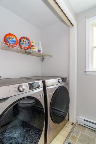 15 Florence Ave, Mashpee, MA 02649