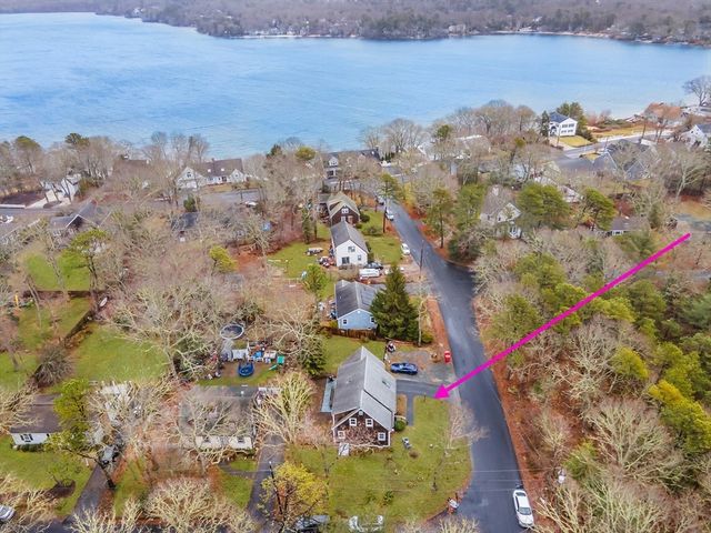 15 Florence Ave, Mashpee, MA 02649