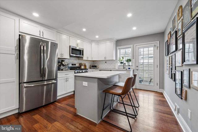 117 HOFFMAN ST, Philadelphia, PA 19148