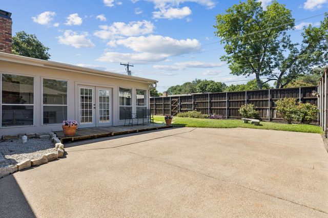 10419 Royalwood Drive, Dallas, TX 75238