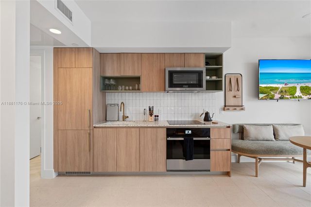601 NE 1st Ave 2506, Miami, FL 33132